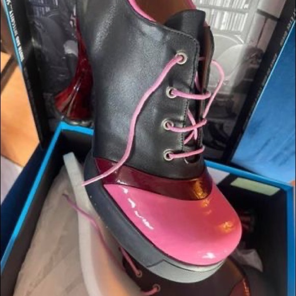 Size 10 -Sova Sundae (Berry) - Picture 3 of 6